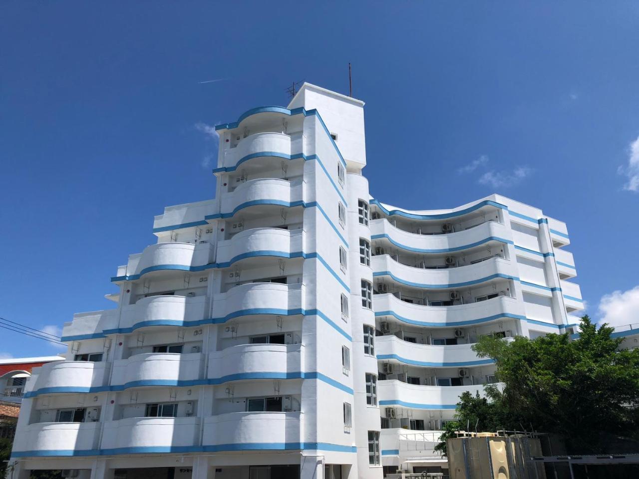 Sunset Hills Inn Naha Exterior photo